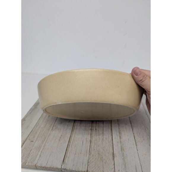 Pfaltzgraff Village Tan Serving Oval Bowl 241 USA 10"x7 1//2" - Picture 5 of 8